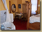 Photo of Country Suite table at the Minden hotel