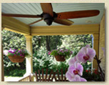 Photo of veranda with furniture at the Minden lodging 